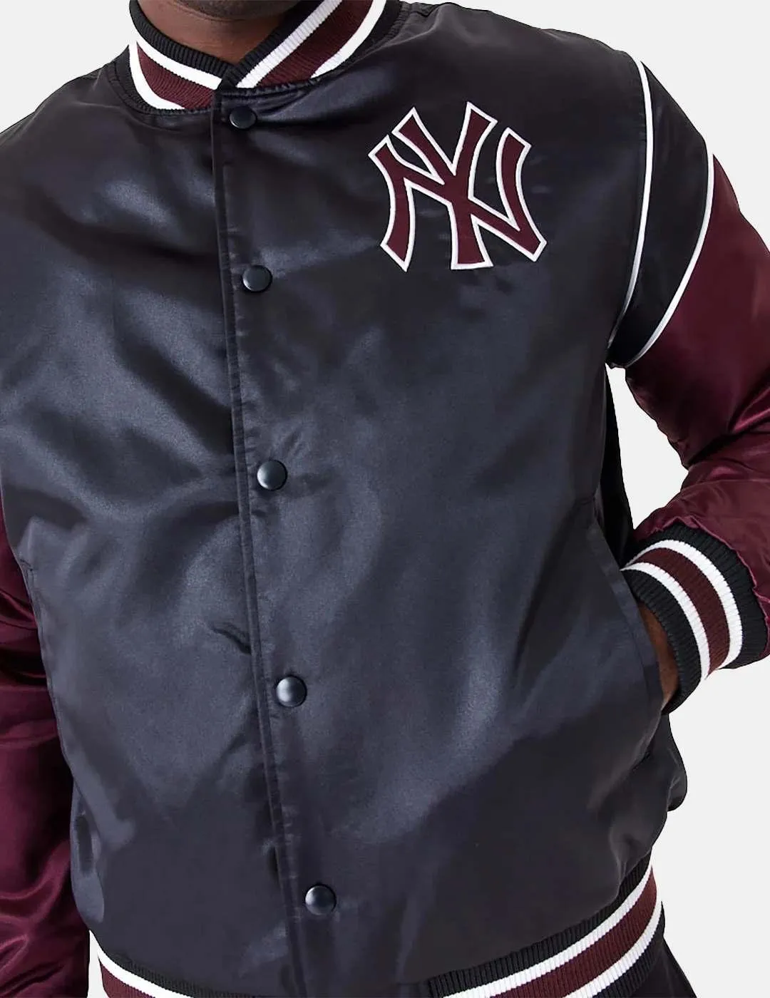 Chaqueta New Era MLB New York Yankees Satin Negro