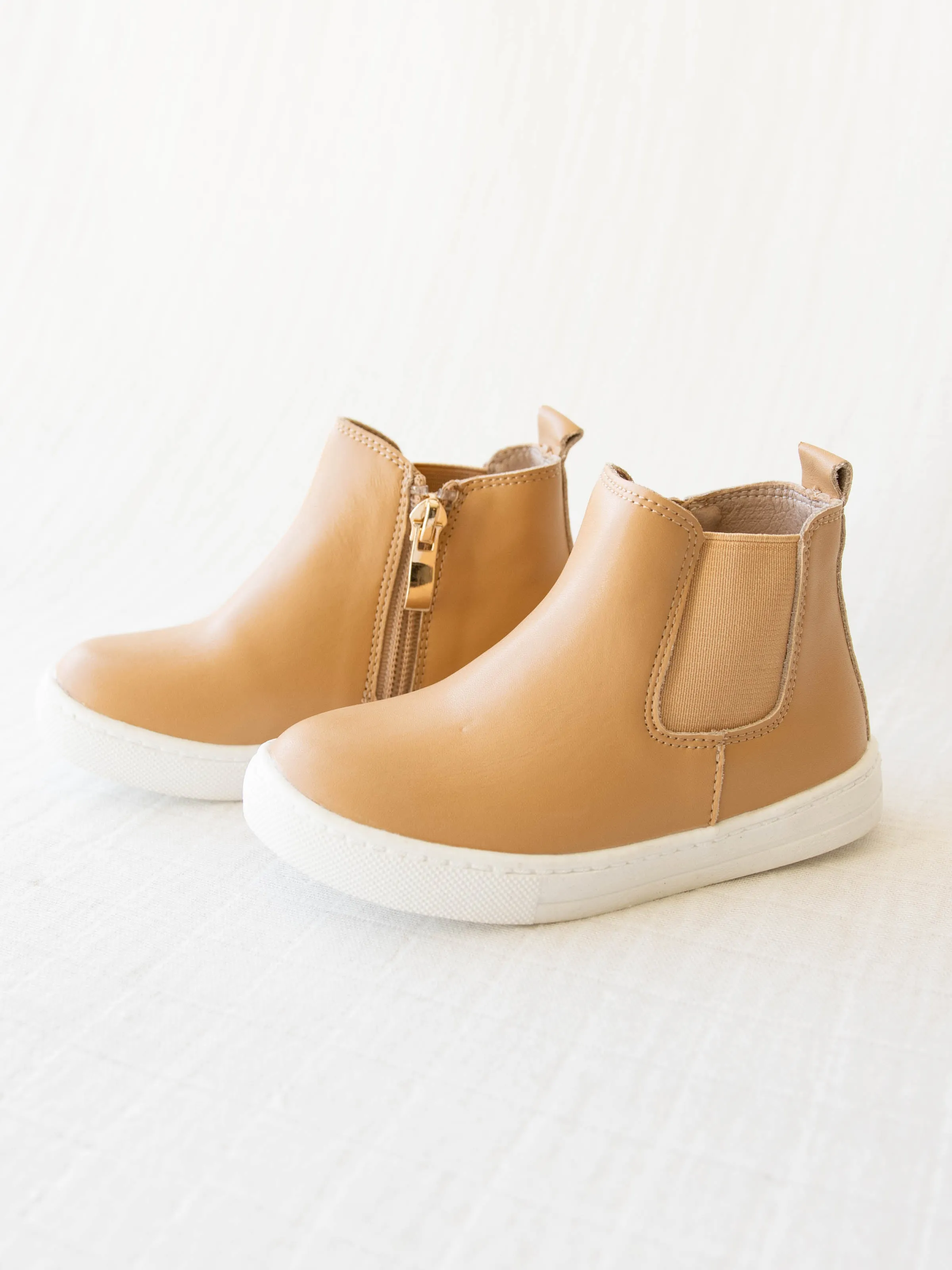 Chelsea Sneaker - Tan