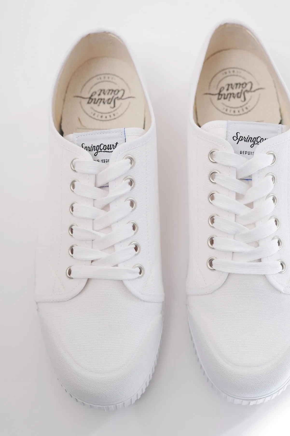 Classic G2 Sneakers White Canvas