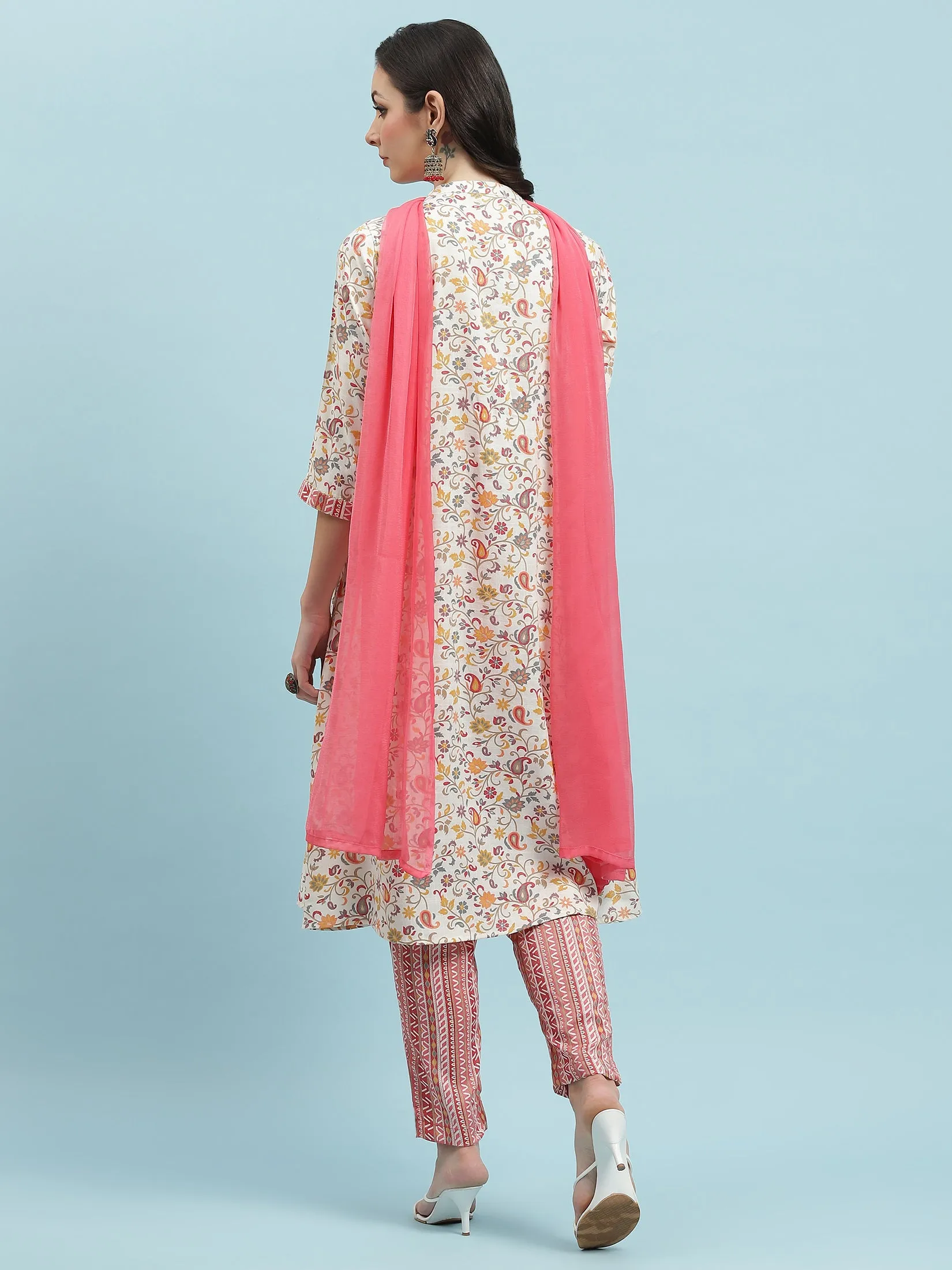 Indiessence Pink Floral Printed Kurta Trouser With Dupatta