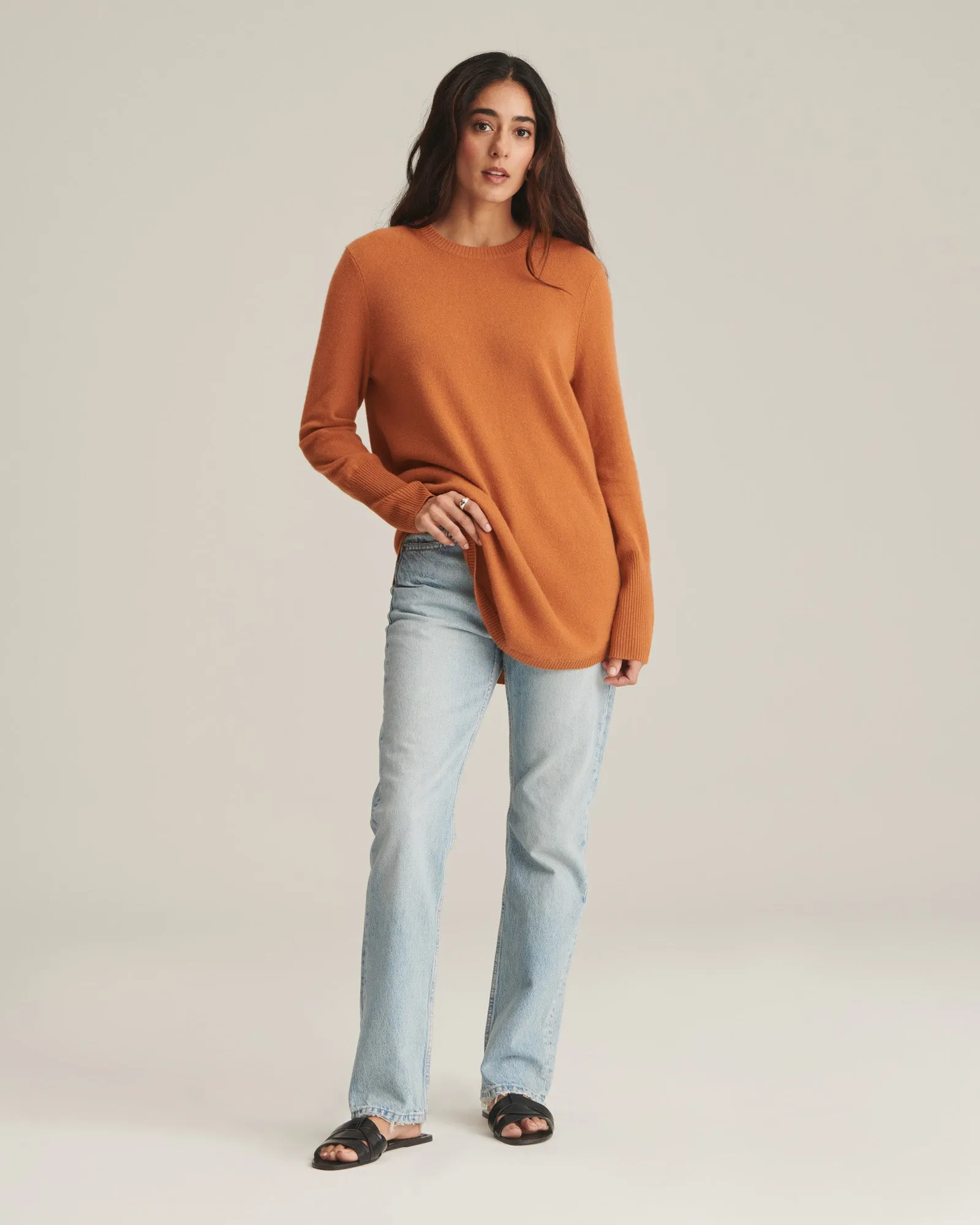 Soft by Naadam 100% Cashmere Crew Neck Curved Hem Sweater